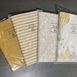 大きいサイズの防水紙テーブルクロス