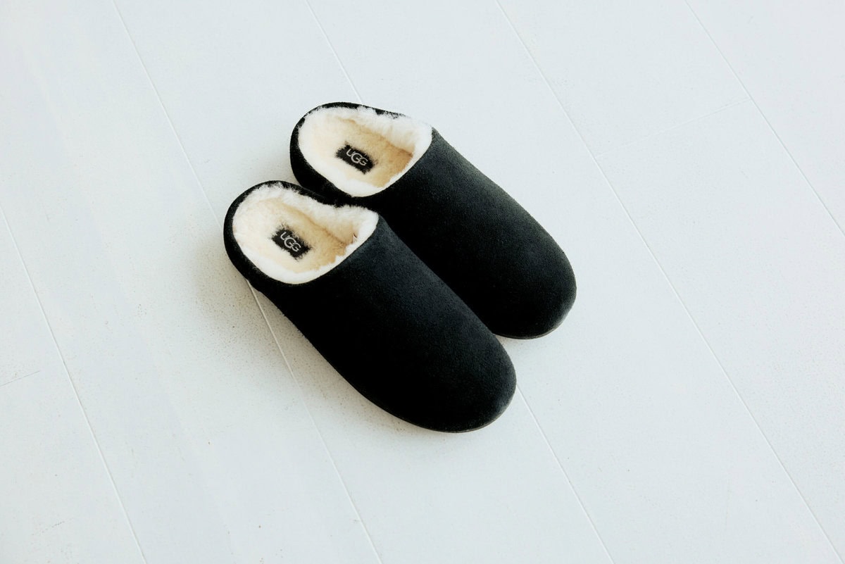 暖かくて脱ぎ履きが楽な「スリッポン」