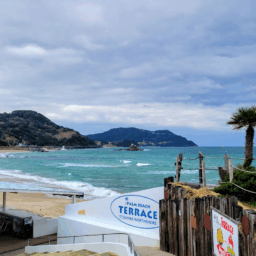 階段を降りた先にフォトスポットがあります