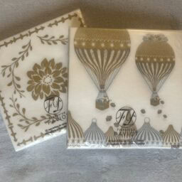 上品な柄の紙ナプキン