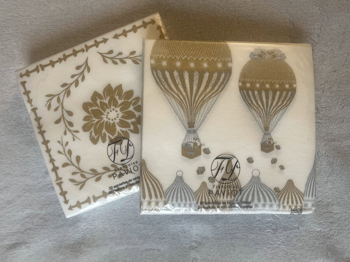 上品な柄の紙ナプキン