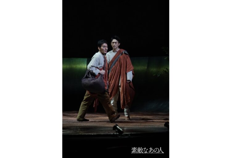 舞台シッダールタ_修行へと向かうシッダールタ（草彅剛）