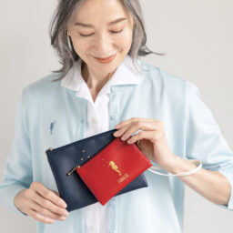 『素敵なあの人』2025年1月号付録 フクゾーポーチ 人物