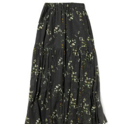 スカート¥53,900／ワイエムウォルツ（マービン&ソンズ）