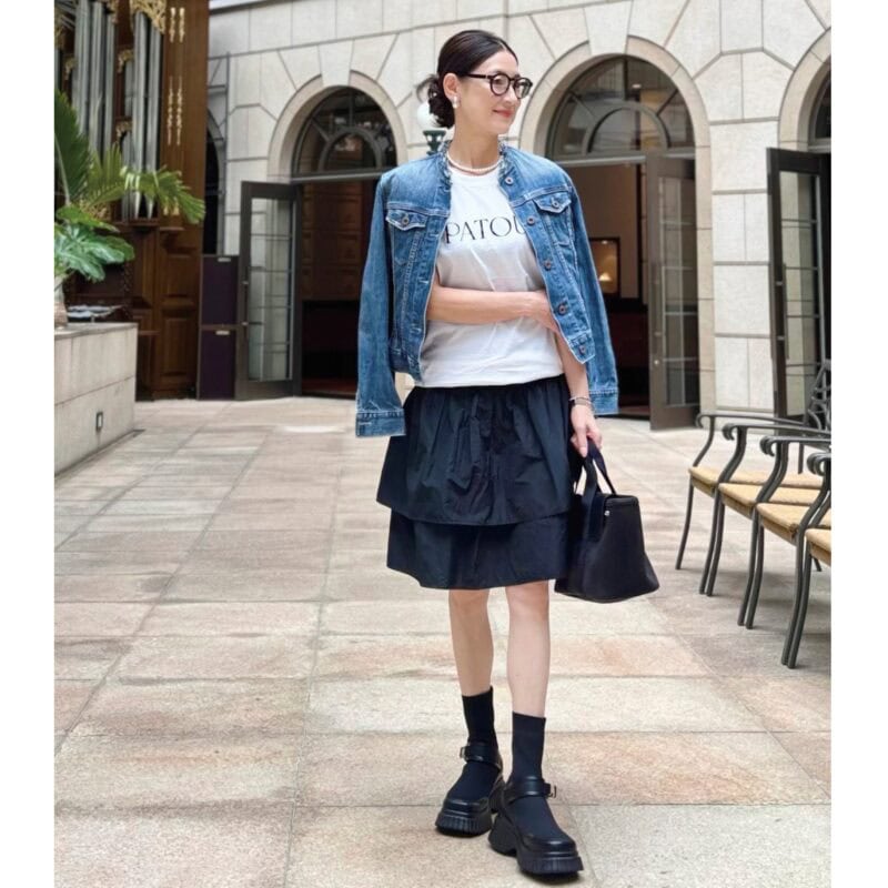 【インスタグラムで話題】50代Mieさんの“大人カジュアル＆まとめ髪”が素敵すぎる！