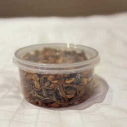 マレー風ダシじゃこ「イカン・ビリス」はおかゆにトッピングすると美味。