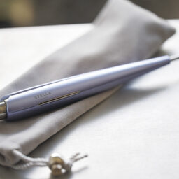 持ち運びに便利な「小型美容グッズ」