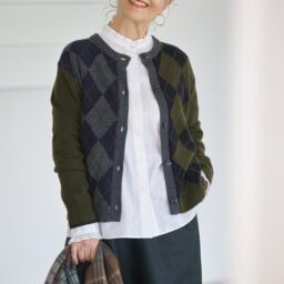 人気フレンチカジュアルブランド「human woman（ヒューマン ウーマン）」の上質ニット。 可愛いさも肌触りも着心地も◎！ 【秋冬ニットコーデ】TSI本画像１