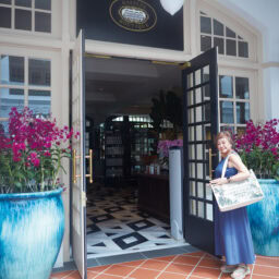 「ラッフルズブティック」。