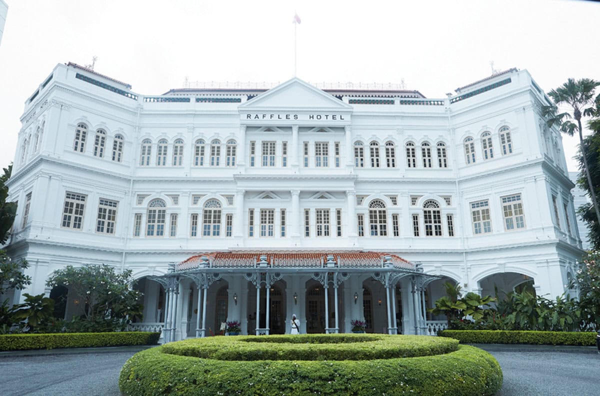 コロニアル様式の優美さと熱帯の風土に根差した機能美が見事に融合。