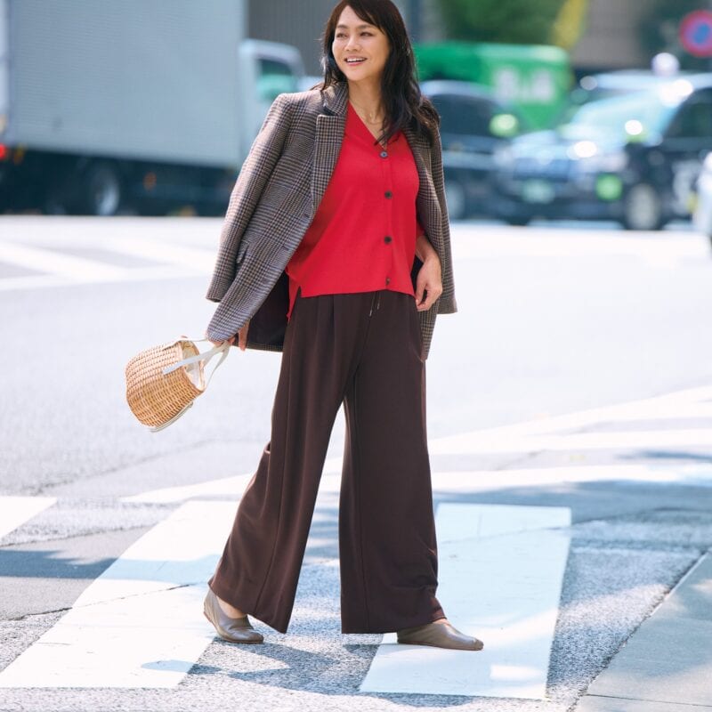 【60代ファッション】おしゃれさも動きやすさも譲れない！イージーパンツ＋ブラウンジャケットで作るハンサムコーデは必見！　素敵な宝島田家物語21日目【60代秋の着まわし30days Day21】