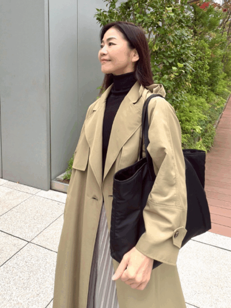 桜井智子さんのリブスカートを取り入れたお仕事コーデ③