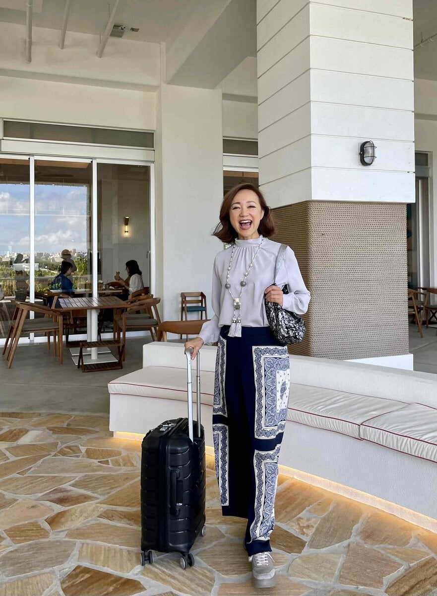 素敵ブロガー鈴木恵さん沖縄旅の着こなし