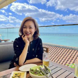 瀬長島ウミカジテラスのレストラン「POSILLIPO」にて