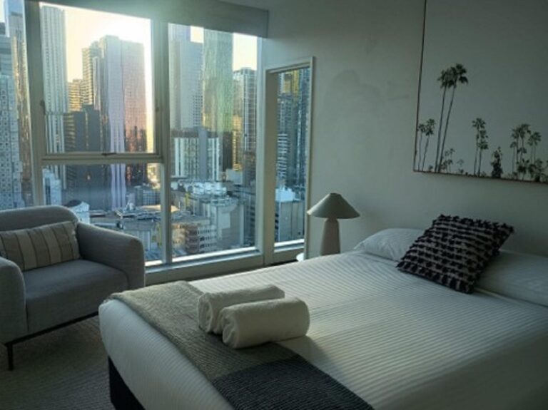 宿泊したエアビTrobe Streeのお部屋①