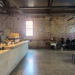 メルボルン「Lune Croissanterie」内観②