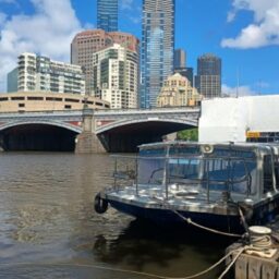 メルボルンの雰囲気よい川沿い