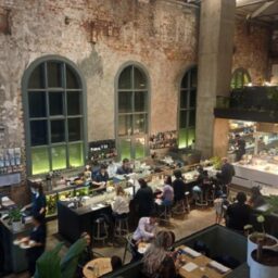 メルボルン「HIGHER GROUND」内観①