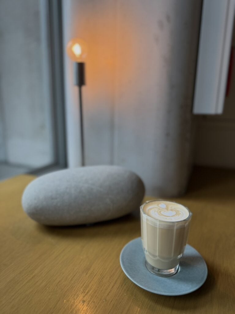 中目黒「オニバスコーヒー」のドリンク