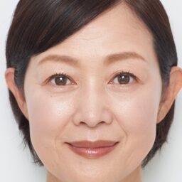 そばかすゾーンを意識したメイク