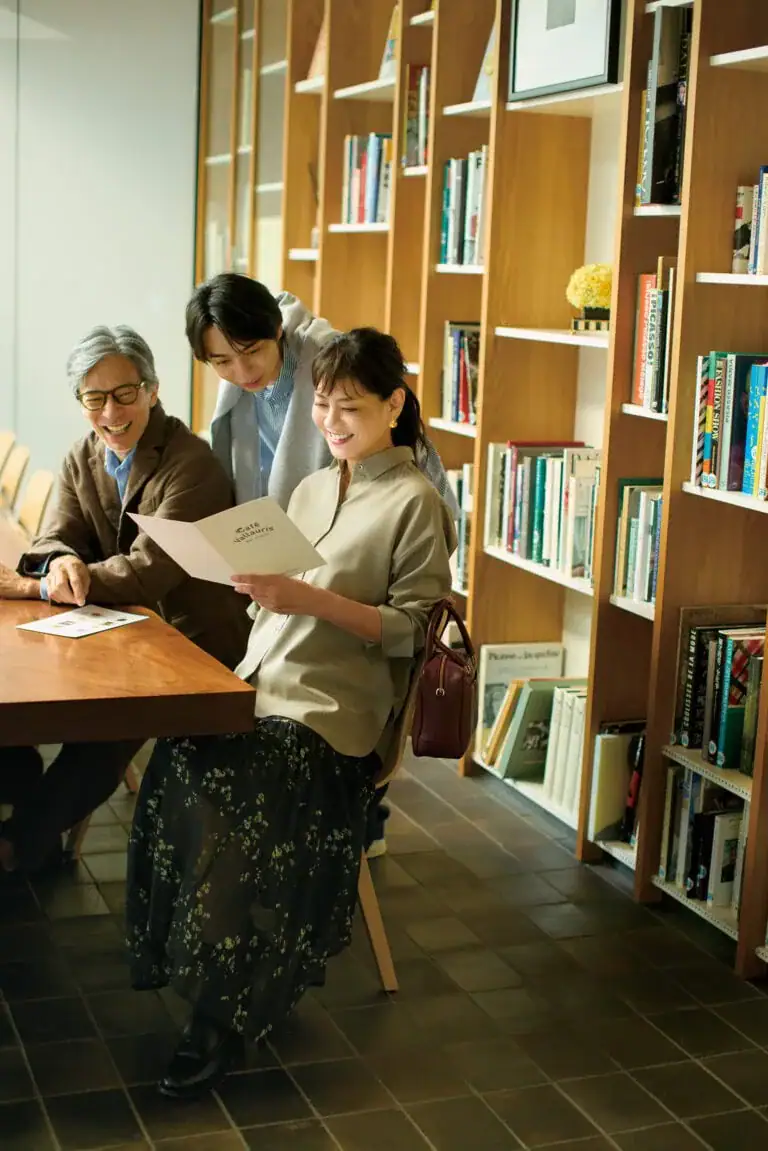 【DAY20】 家族で食事へ！ いちばんいいランチ予約済み！