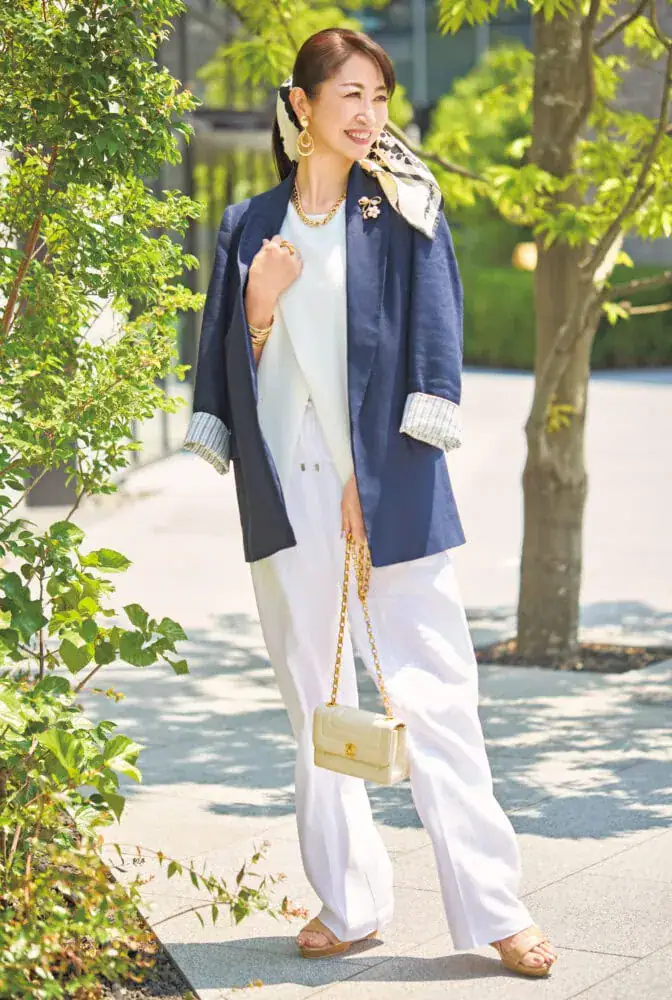 【第10位】【50代・60代のお手本スナップ】「SHIEN」のトップスと「ZARA」のジャケット・パンツで高見え上品コーデ！ブローチ使いも素敵です