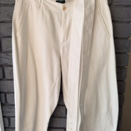 上林さん_12月ブログ洋服の染め直し_ホワイトボトムス