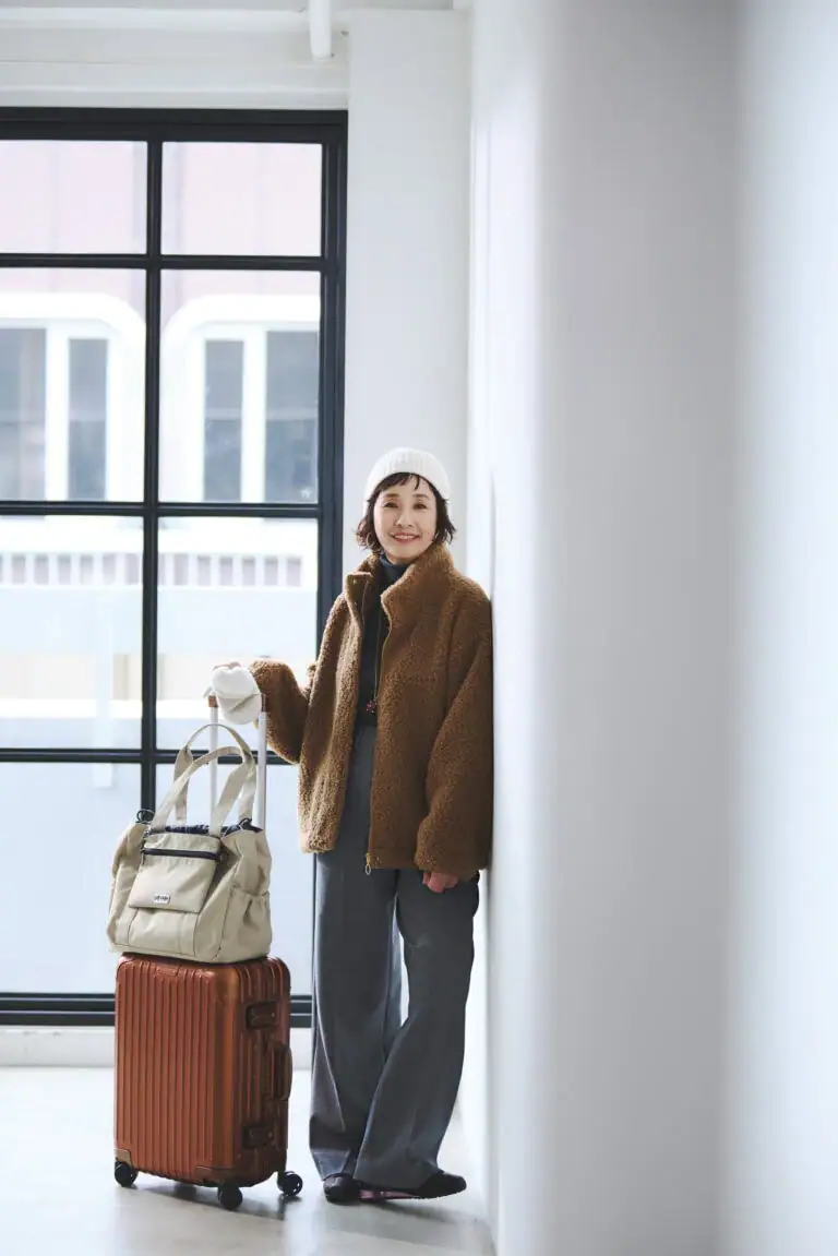 頑丈で雨に強く使い勝手がいいスーツケース&バッグがよき相棒