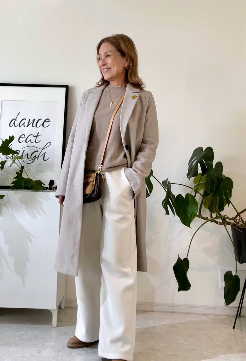 篠部さん_パフスウェットバギーパンツ