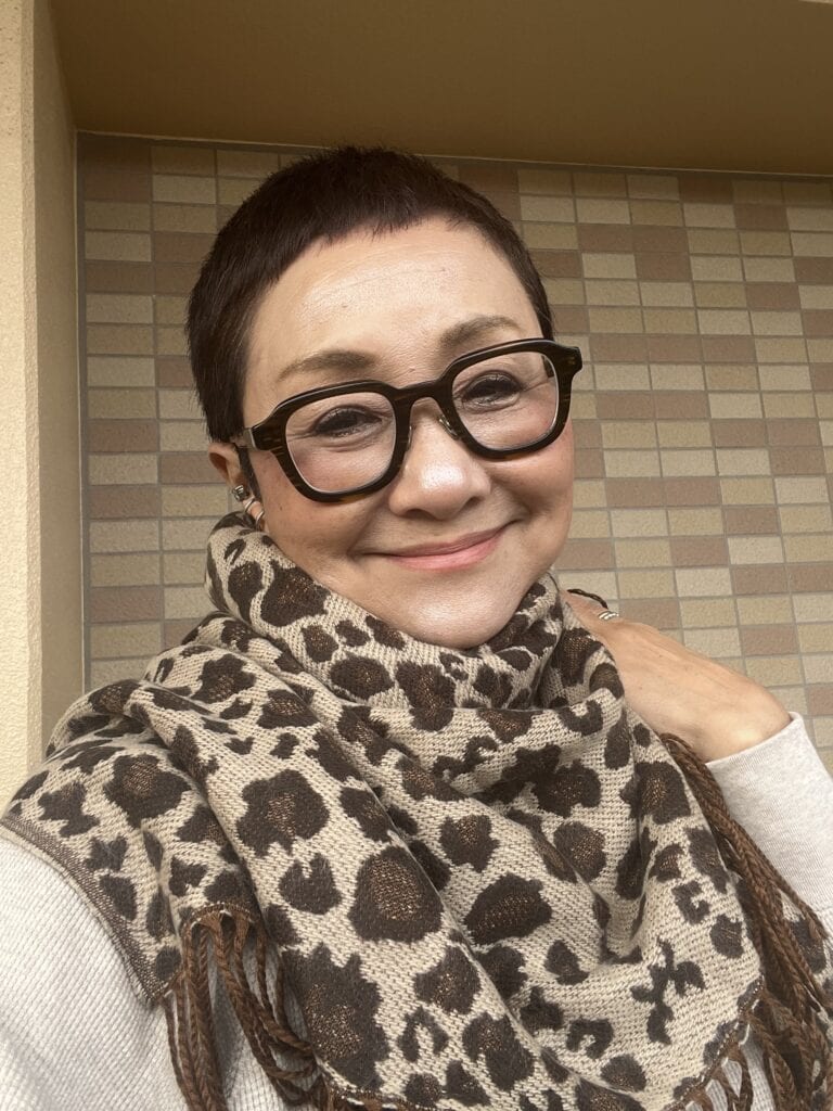 加藤理恵さんのストールファッション