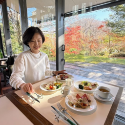 この景色に見惚れながらのランチタイムはご褒美時間