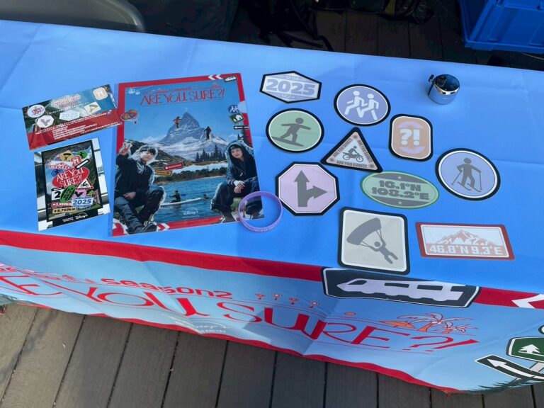 予約の方にはSNS投稿で限定のクリアファイルプレゼント