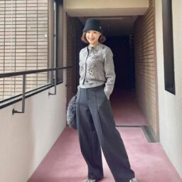 鈴木さん_ブラッシュドジャージーワイドパンツ2