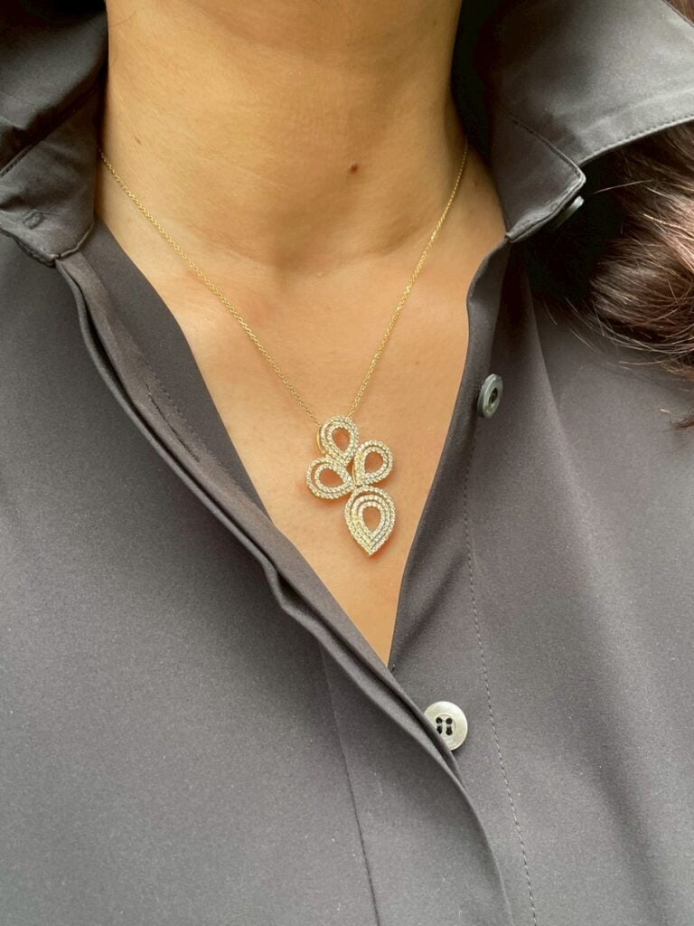 アンティークのネックレス