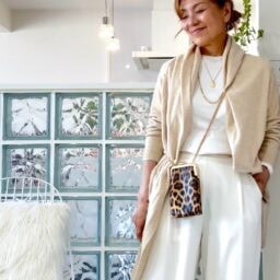 TOMOKO SHINOBEさんの年末お出かけコーデ「オフホワイト×ホワイト」