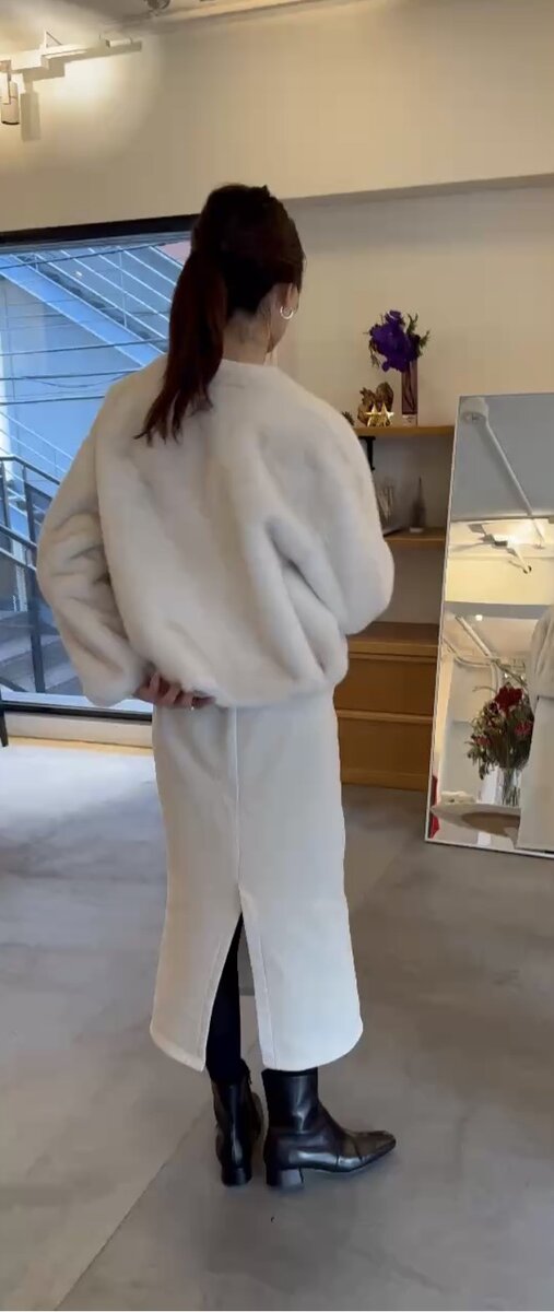 fumiさん_ヘビーウェイトスウェットナロースカート_2