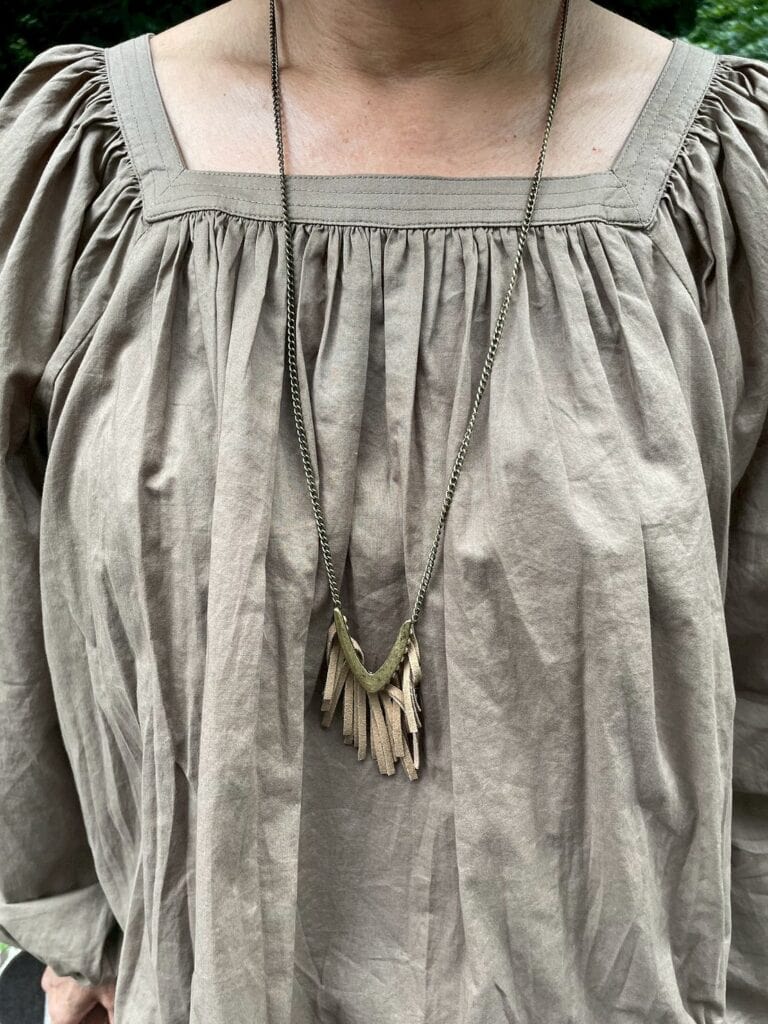 アンティークのネックレス