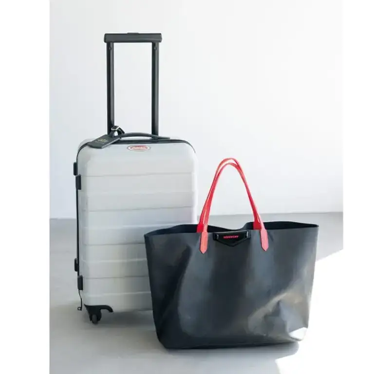 【第9位】【60代ファッション】リアル素敵世代の人気スタイリスト、旅の達人・地曳いく子さんが伝授する冬旅アイテム