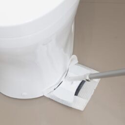 トイレの床掃除