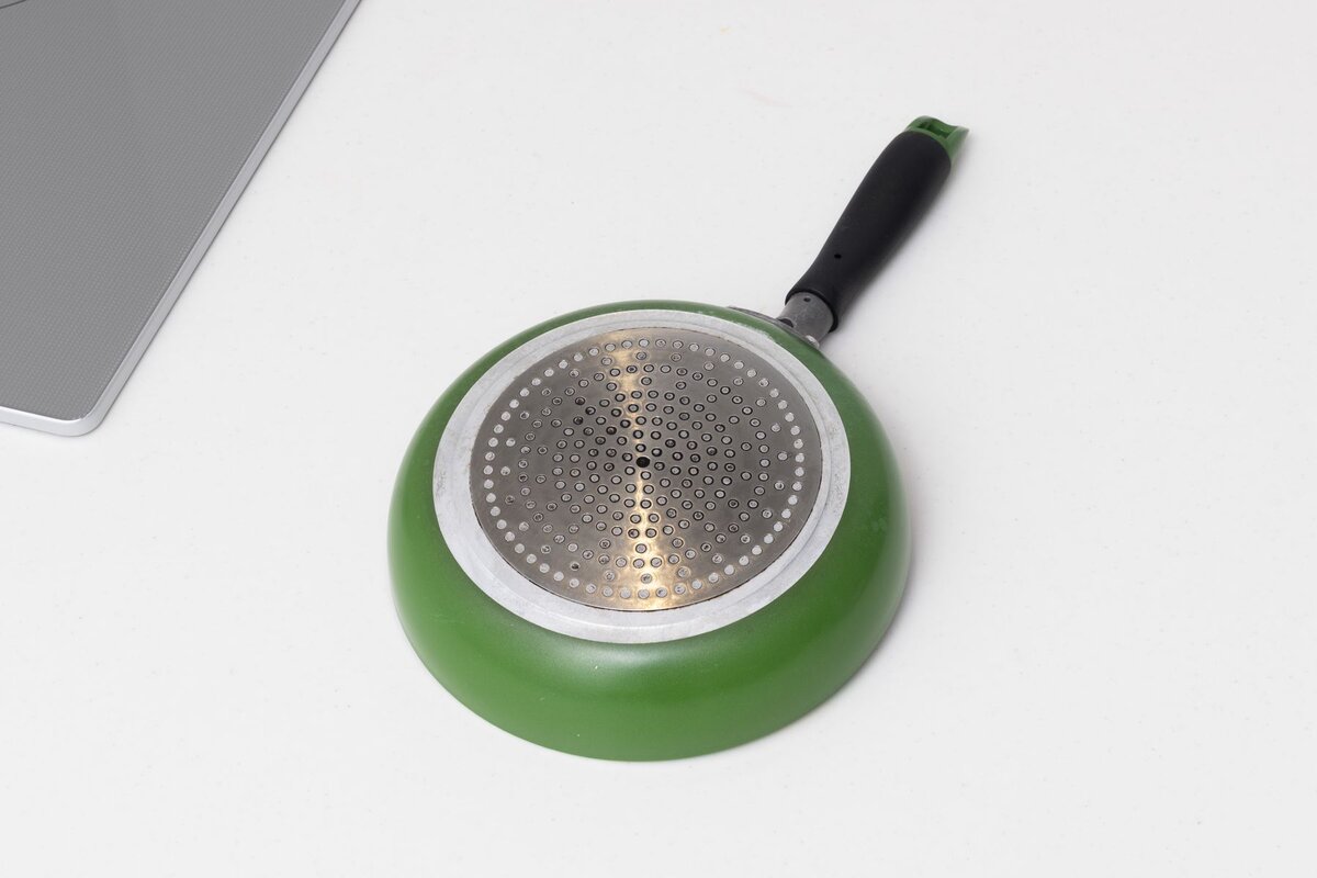 フライパン裏after