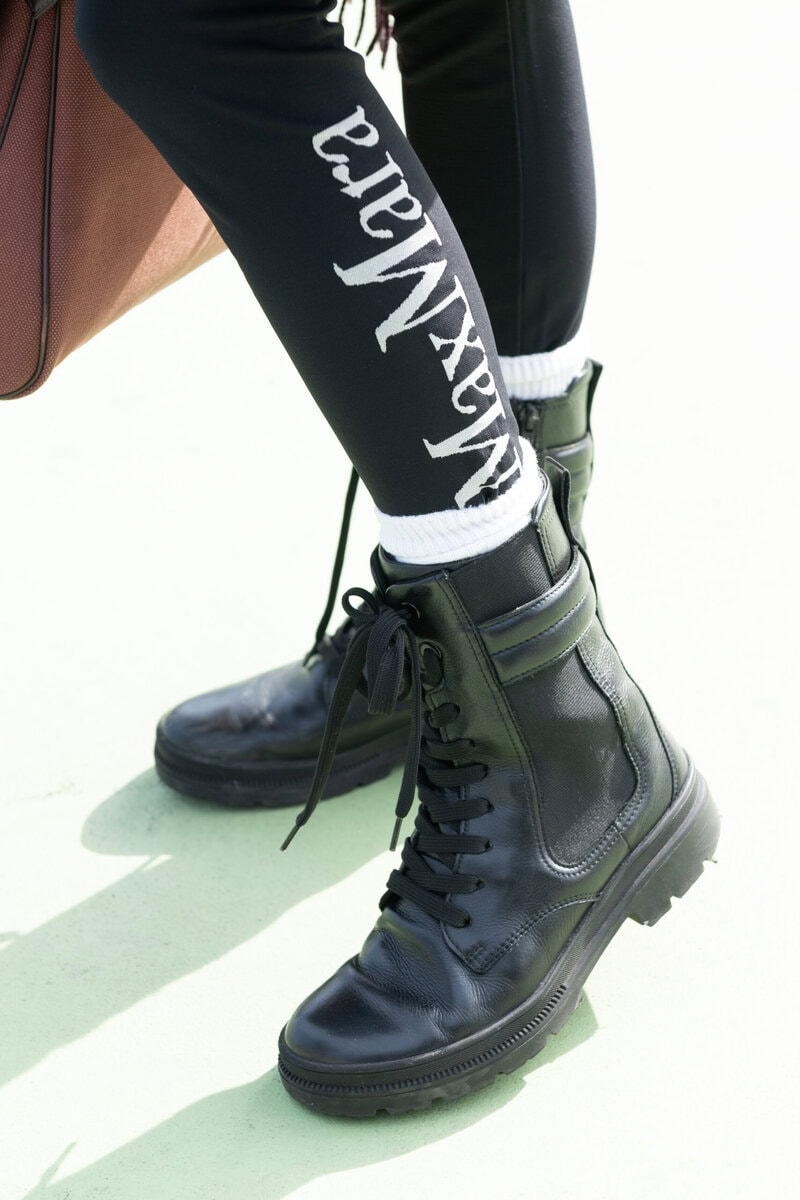 ブーツを洗練させる！ソックスレイヤードテクニック