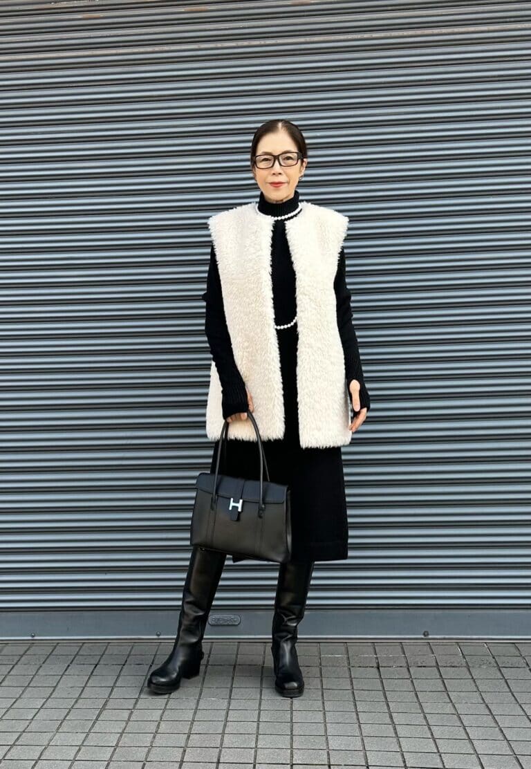 MOTOMIさん１２月ブログ_ブラック&ホワイト