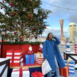 中道有香さん12月ブログ_ブルーコートコーデ