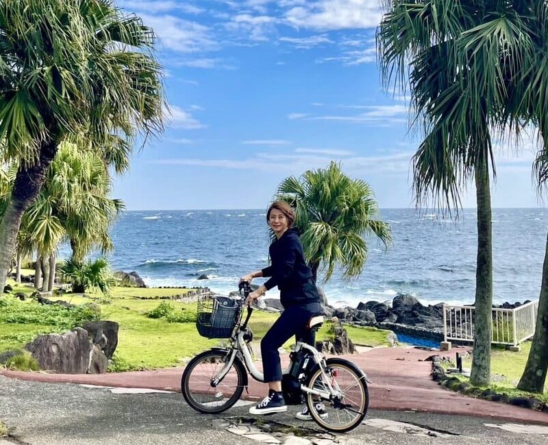 【セットアップ】伊豆高原でリラックスして過ごす、セットアップ4選。着心地楽でおしゃれに過ごせる!【50代ファッション】