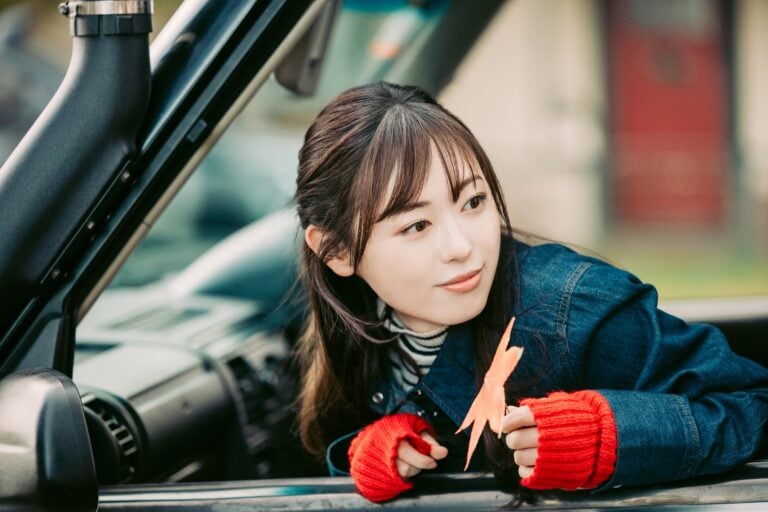 映画『楓』より木下亜子(福原遥)