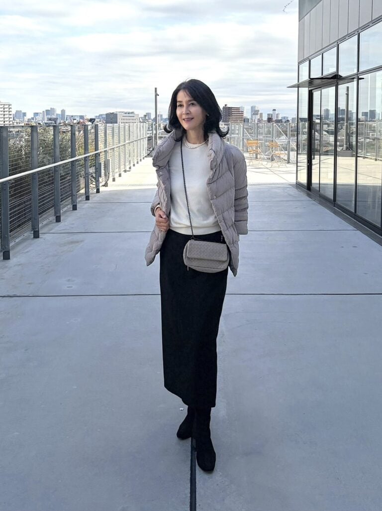 有村さん_guナローロングスカートZ(ブラック)_2