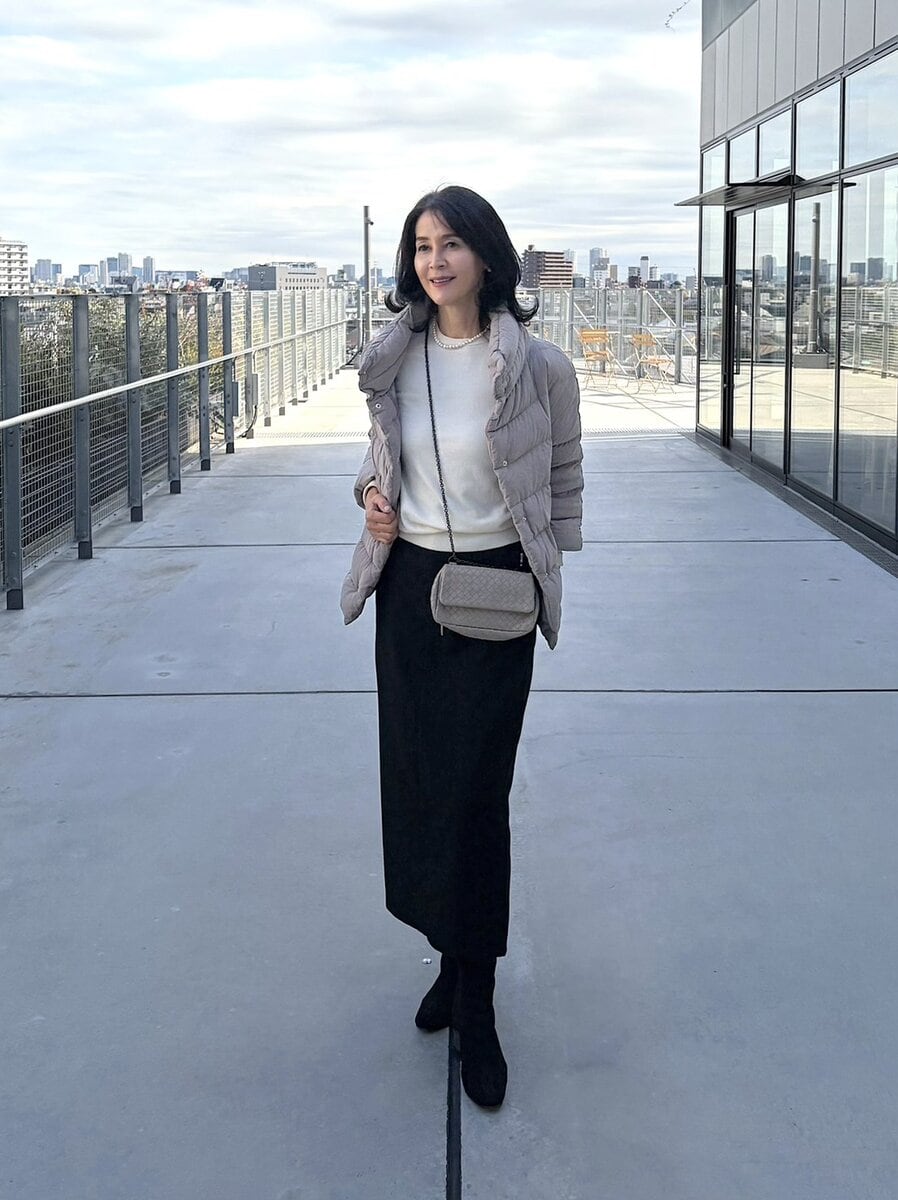 有村さん_guナローロングスカートZ(ブラック)_2