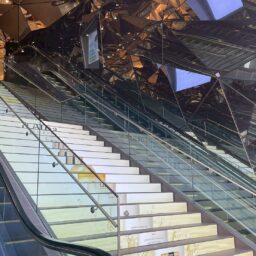 東急プラザ表参道「オモカド」入り口