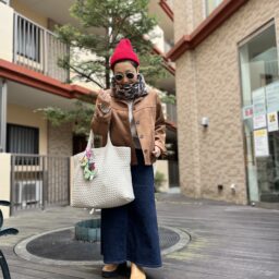 加藤理恵さんのヒョウ柄スカート