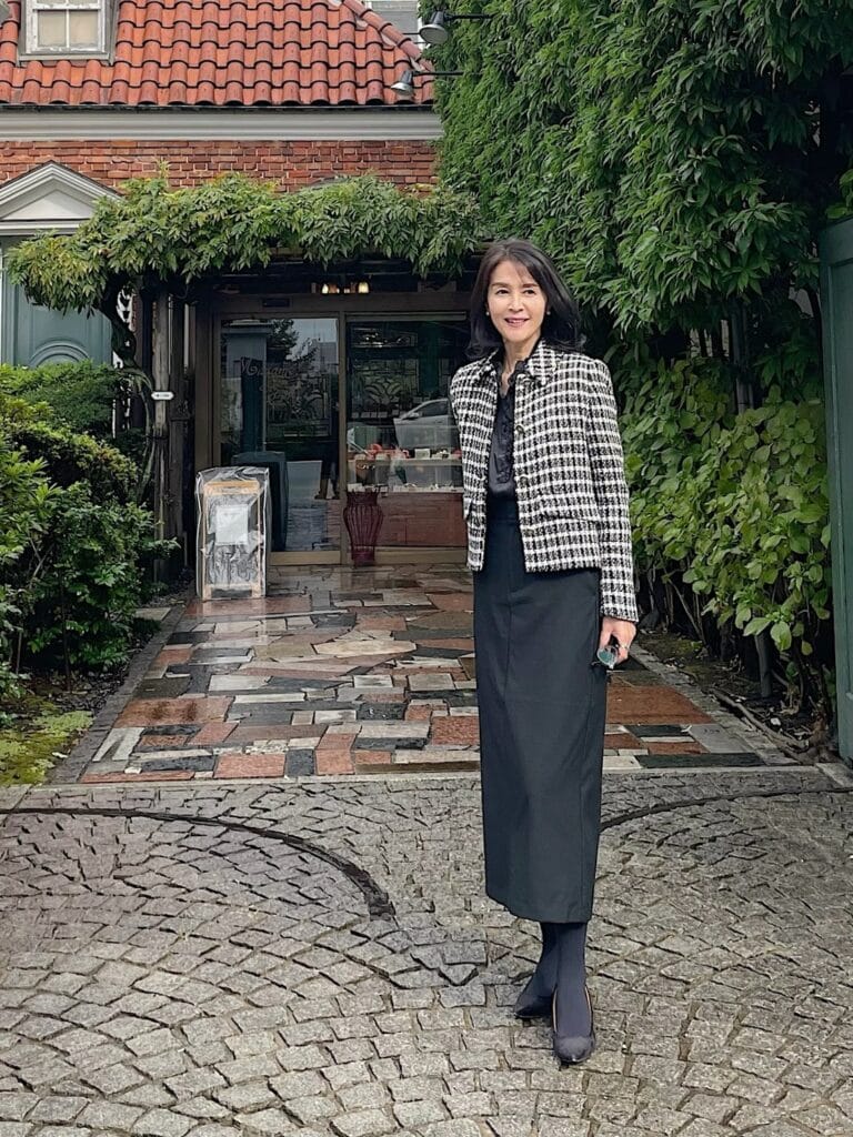 有村さん_guナローロングスカートZ(ブラック)_1